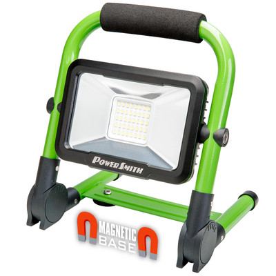 PowerSmith 1500 Lumen LED Work Light with Magnetic Stand (PWLR015FM)